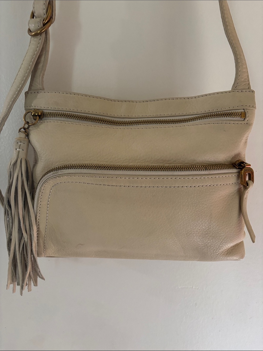 Hobo International Cassie beige leather crossbody purse